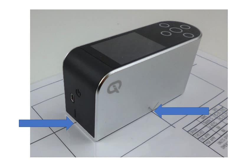 Image of the Rhopoint IQ showing the read area, indicated by the markings